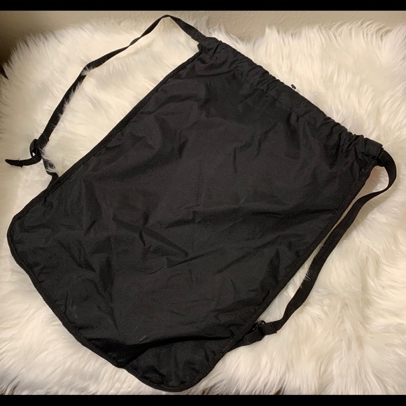 Nike Drawstring Backpack - Picture 2 of 3
